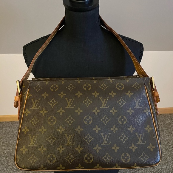 Louis Vuitton Monogram Viva Cite GM - Picture 3 of 7